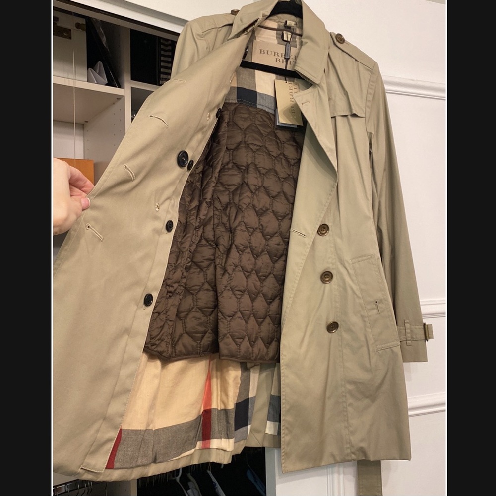 NEVER WORN Burberry Reymoore Trench